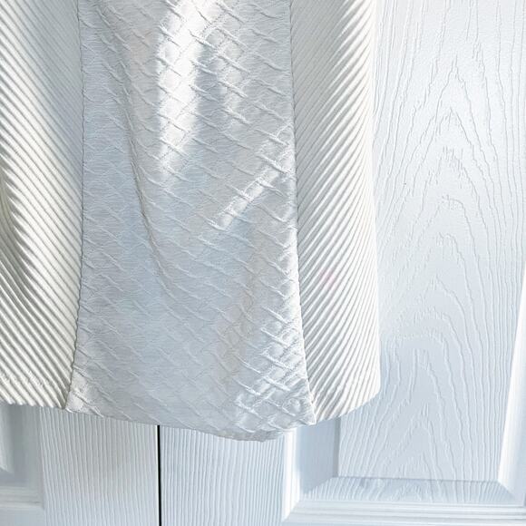 Deletta Anthropologie Ivory Textured Gavi Tank Top - Picture 3 of 8